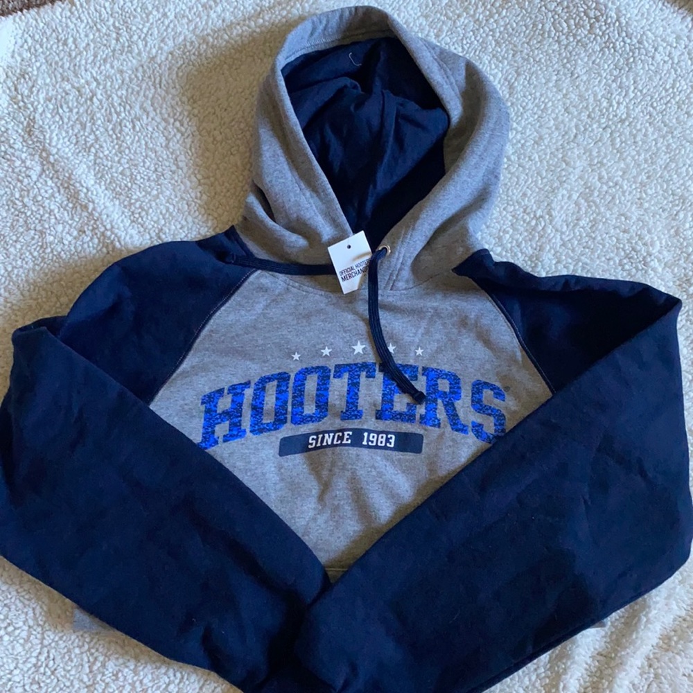 Brand new Hooters hoodie.